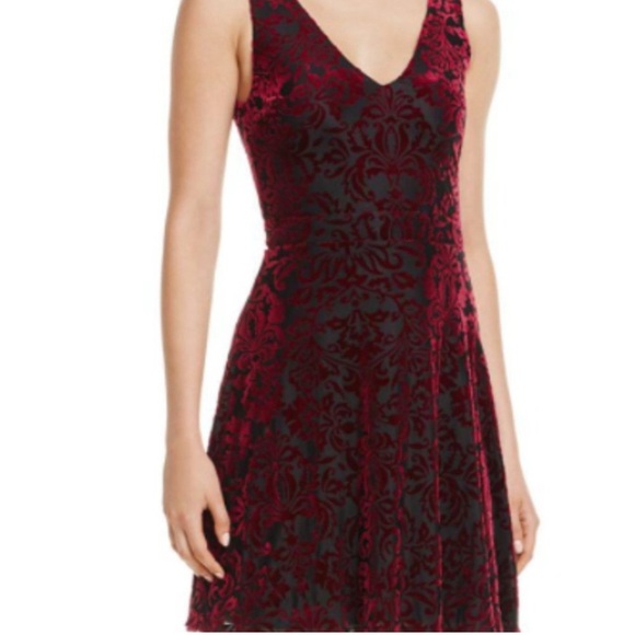 Aqua Red & Black Velvet Fit & Flare Dress – Bloomingdale’s – Size Small - Picture 1 of 9